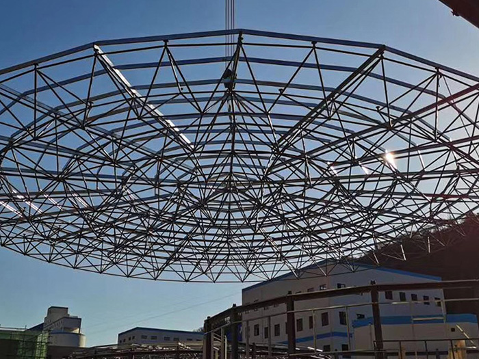 张家口螺栓球网架工程施工现场